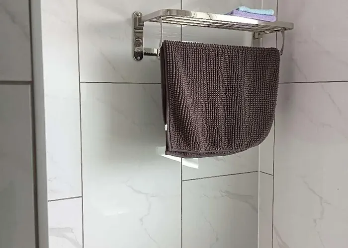 3 Bedrooms Lounge And Kitchen And Bathroom And Laundry Maison d'hôtes